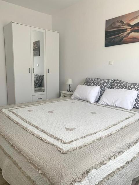 *New Apartment* Petra Хвар Екстериор снимка